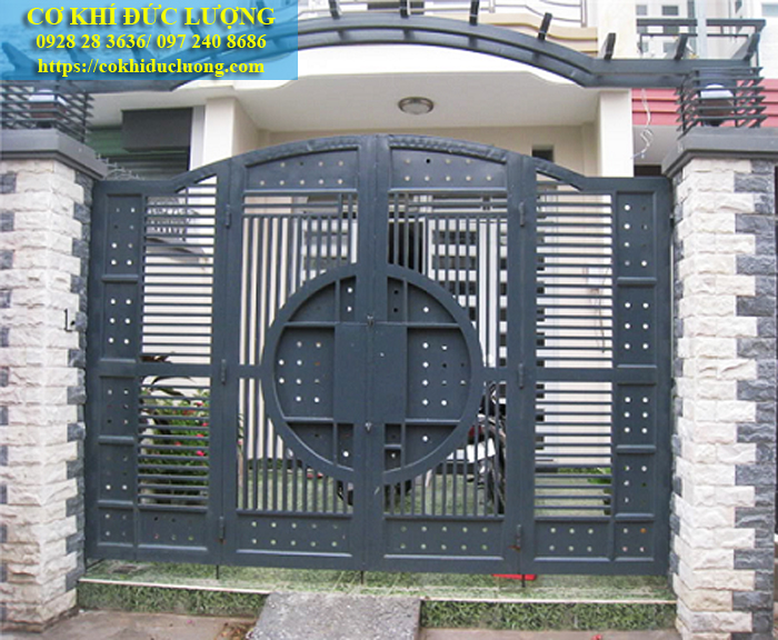 Cửa cổng sắt hộp đẹp CS2015 - Thi Công Cửa Cổng Sắt, Cửa Inox, Lan ...